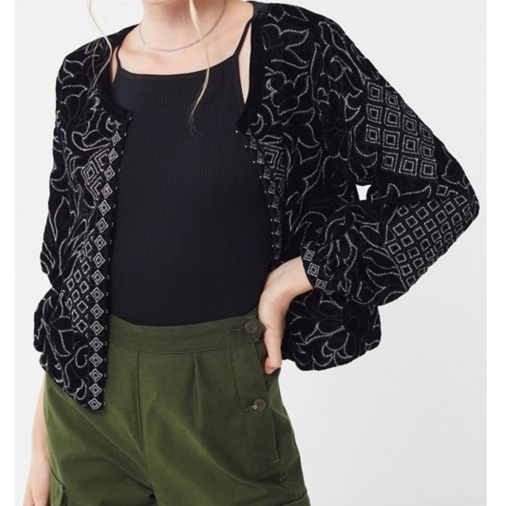 Urban Outfitter Margeaux Velvet Embroidered Jacket